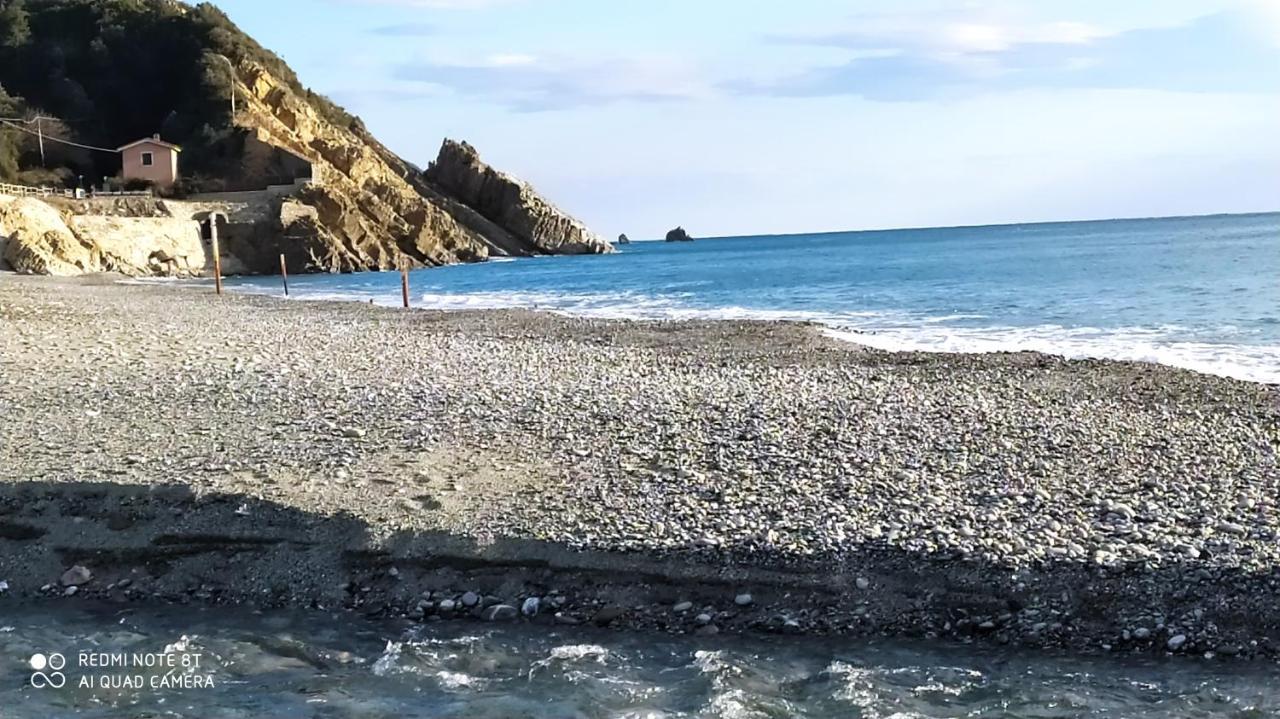 Come A Casa Deiva Marina Eksteriør bilde